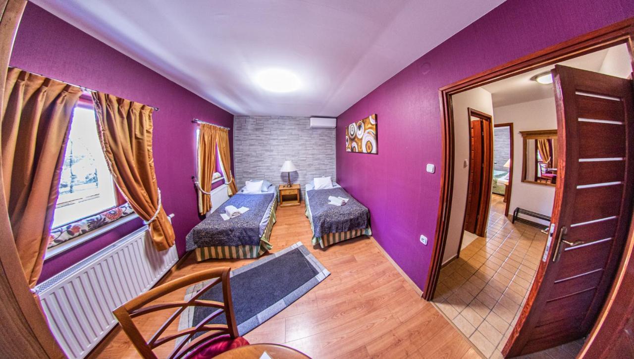 Borhotel Sziluett Farkasmaly Дьёндьёш Экстерьер фото
