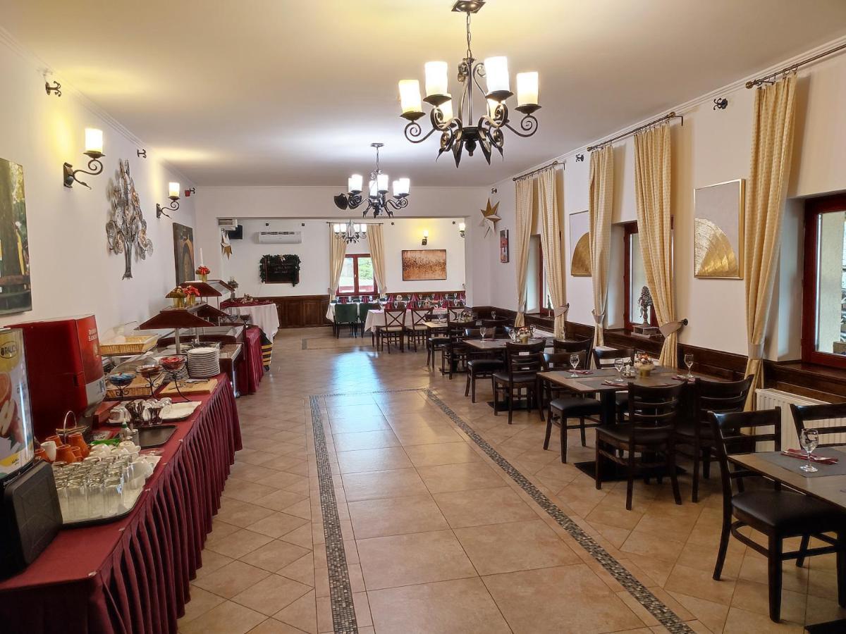 Borhotel Sziluett Farkasmaly Дьёндьёш Экстерьер фото