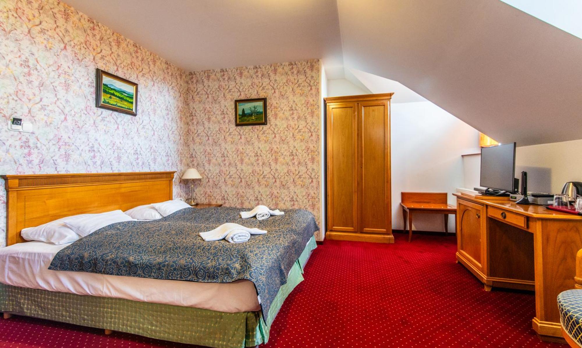Borhotel Sziluett Farkasmaly Дьёндьёш Экстерьер фото