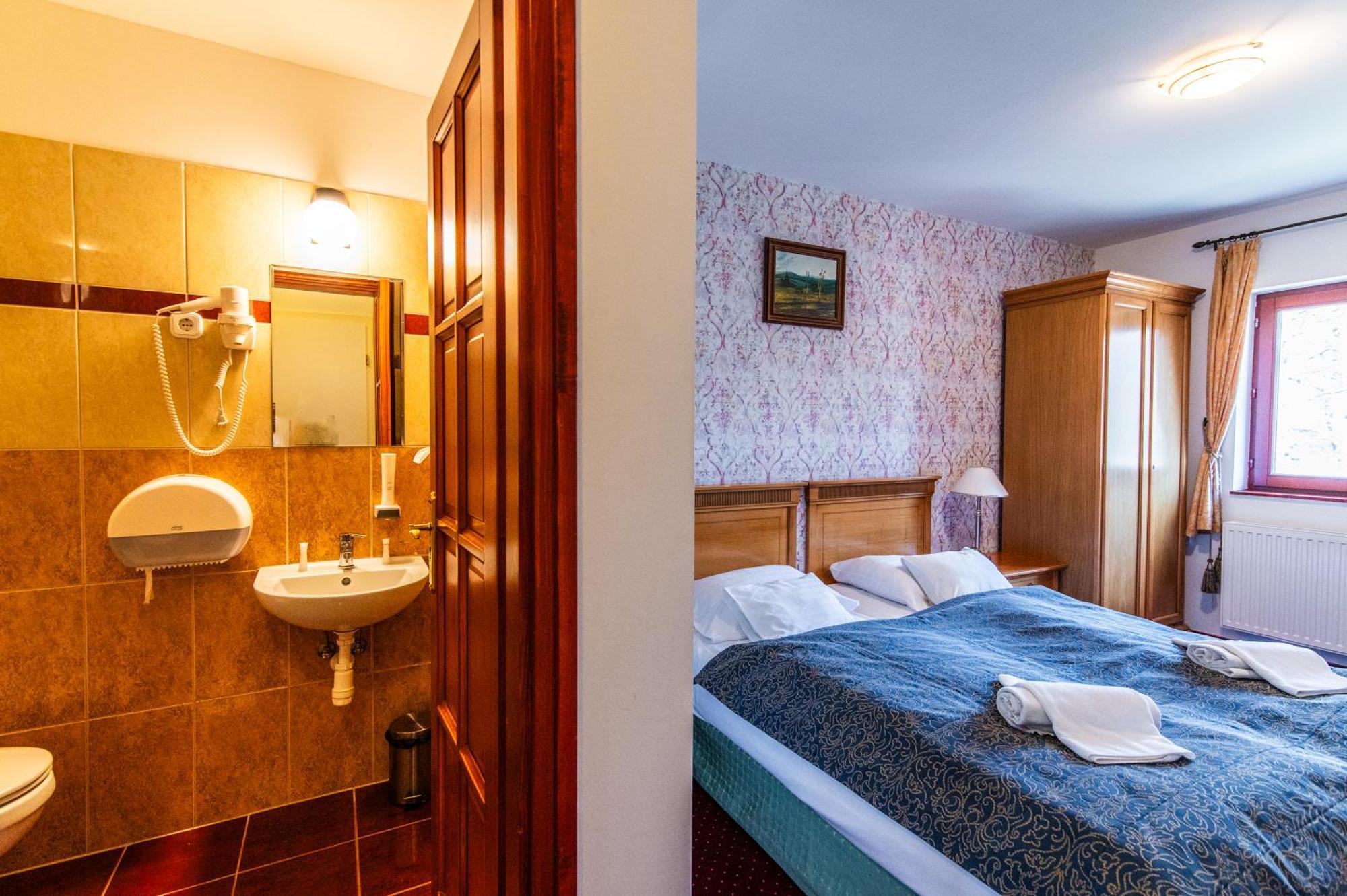 Borhotel Sziluett Farkasmaly Дьёндьёш Экстерьер фото