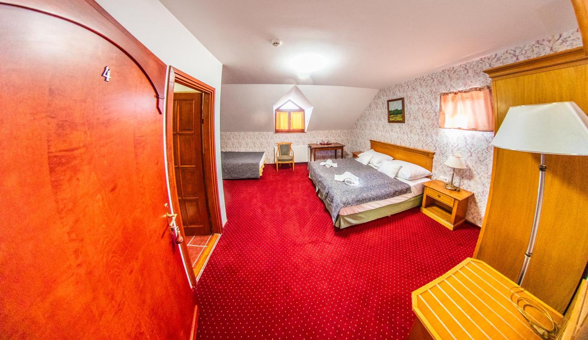 Borhotel Sziluett Farkasmaly Дьёндьёш Экстерьер фото